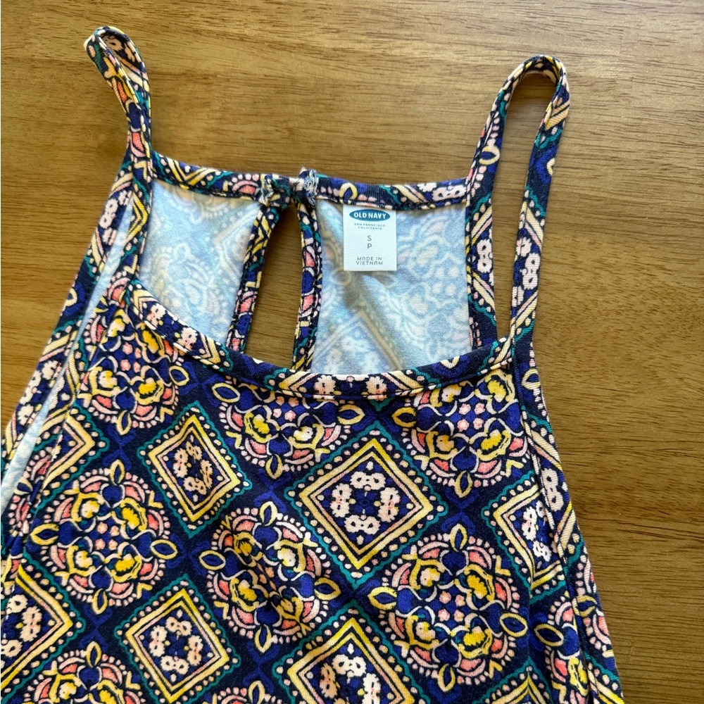 Old Navy NWOT Colorful Geometric Print Romper Size Small - Picture 7 of 12